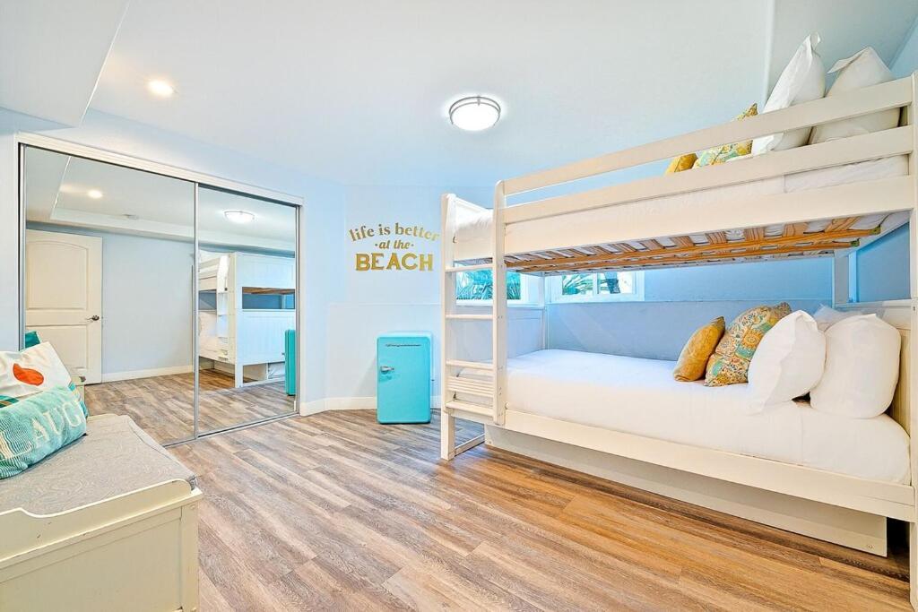 Stunning South Mission Home With Private Rooftop & Ocean Views! San Diego Eksteriør billede