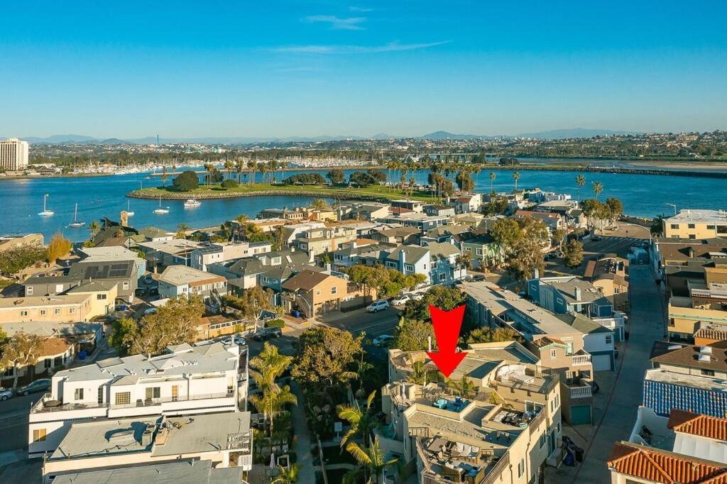 Stunning South Mission Home With Private Rooftop & Ocean Views! San Diego Eksteriør billede